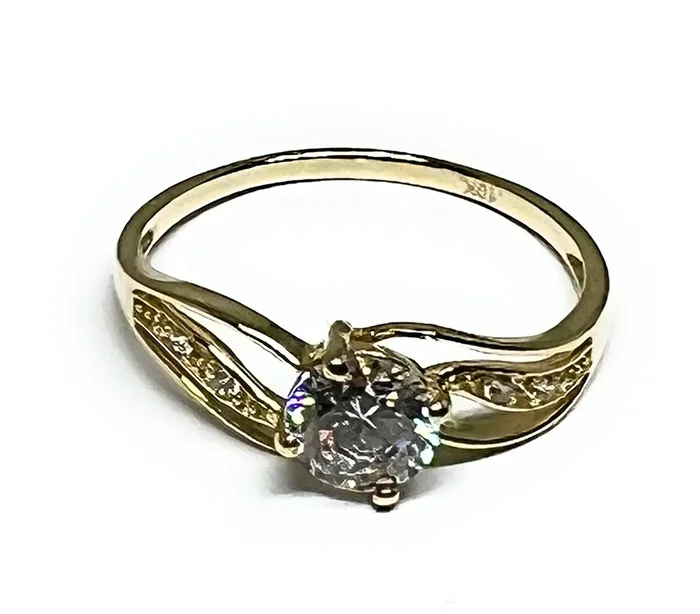 10k Solid Gold Yellow Gold CZ Ring (FC 243)