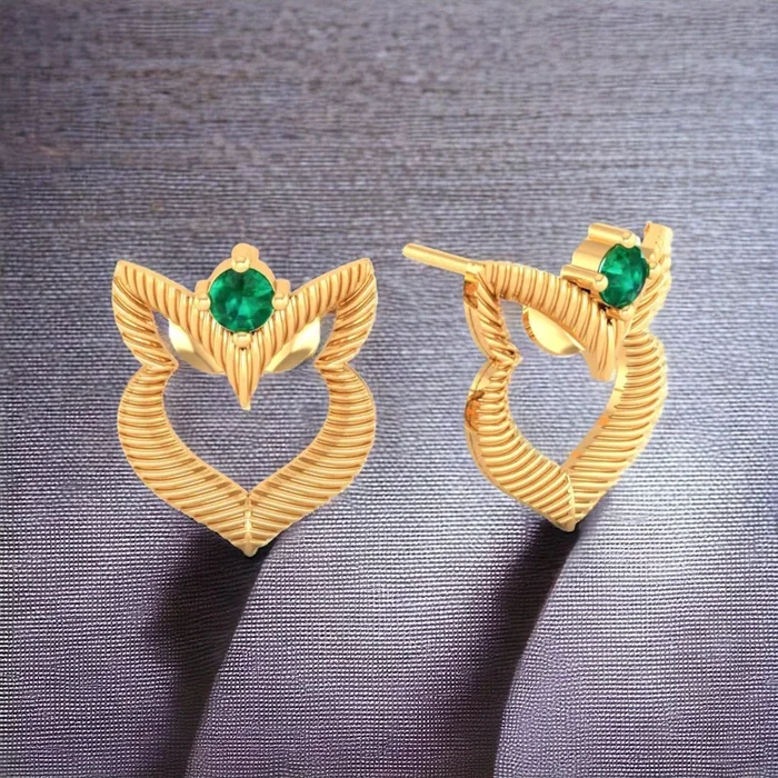 14K Gold Majesty Stud Earrings With A Striking Green Stone