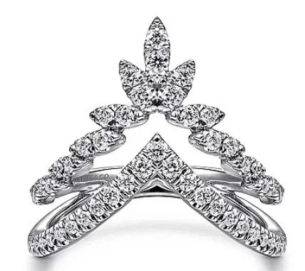 14K White Gold Diamond Chevron Ring