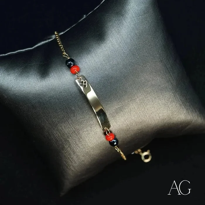 18k gold personalized bracelet with black coral for kids