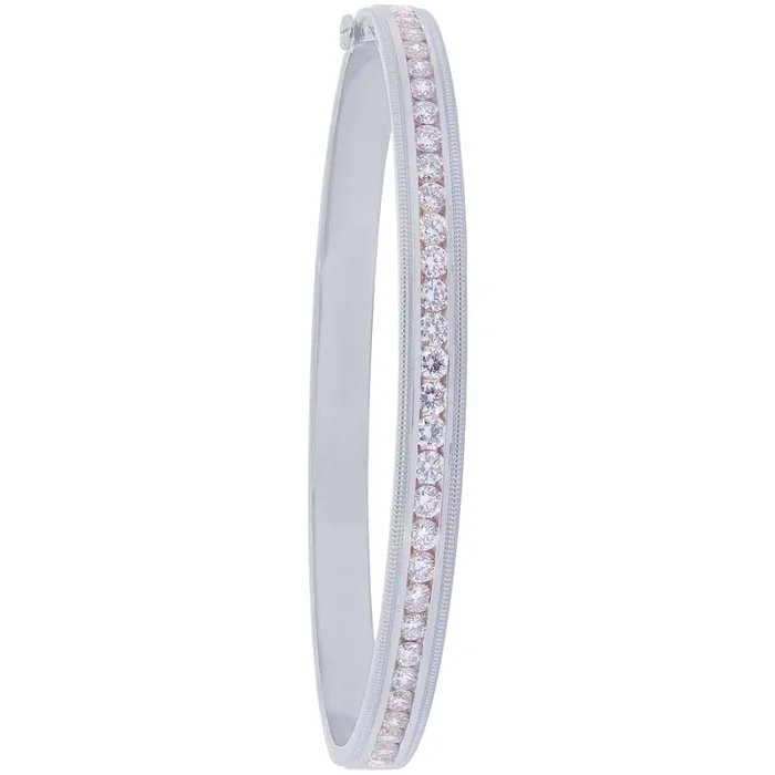 2.19Ct VVS/FG Diamond Bangle Bracelet in 18K White Gold