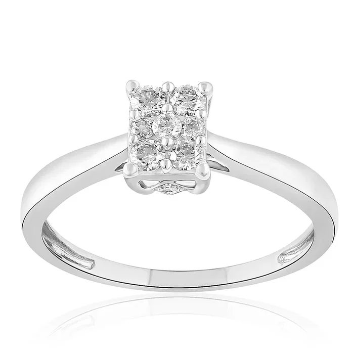 9ct White Gold 1/4 Carat Diamond Dress Ring With 9 Brilliant Diamonds