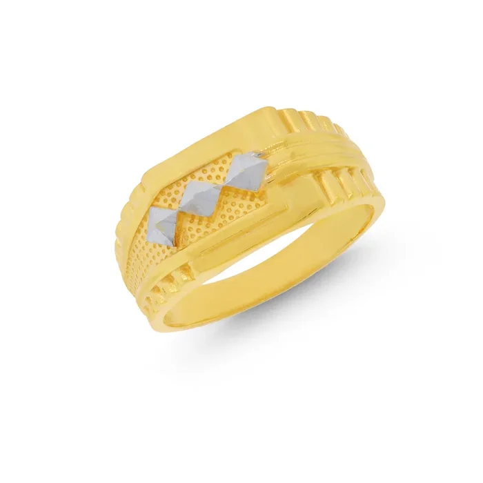 Alluring Two tone Men’s Ring in 22K Gold