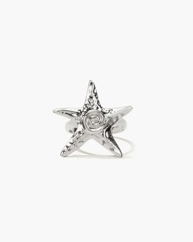 Anillo de estrella de mar de plata