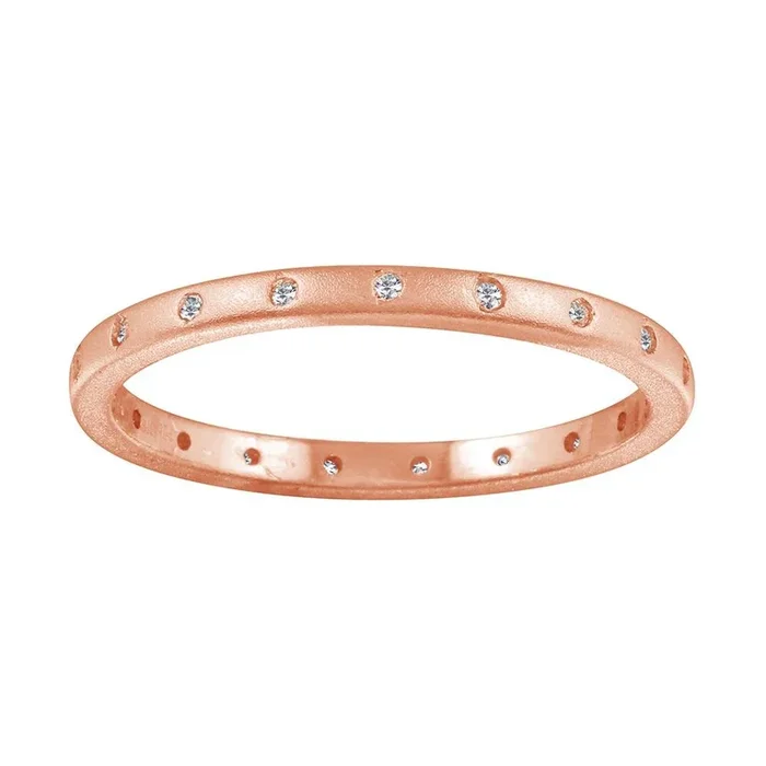Anillo de eternidad con circonitas cúbicas en plata de ley 925 con baño de oro rosa y acabado mate – STR01112RGP