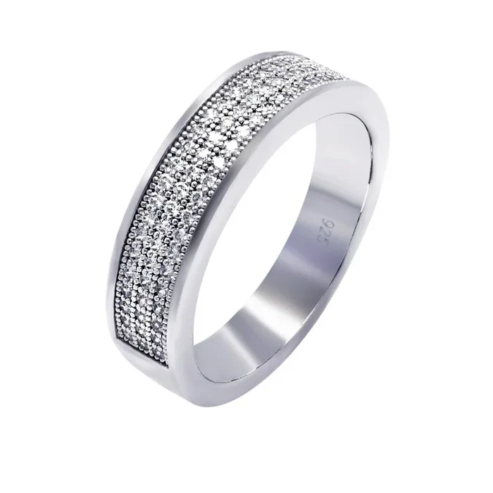 Anillo de plata 925 con medio micro pavé de circonita chapada en rodio – ACR00044