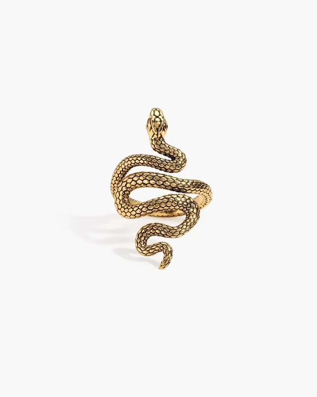 Anillo de serpiente en oro