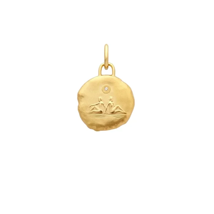 Arthus Bertrand Astro Gemini medal in yellow gold 15 mm – Lepage