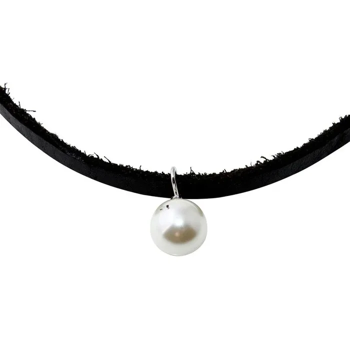 Black Leather Cord Choker with Synthetic Pearl – STP01562RH