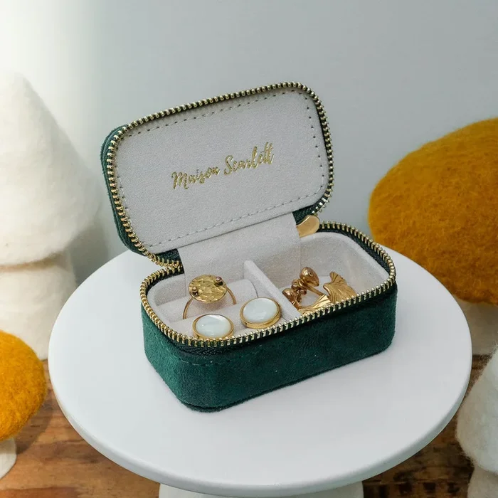 Boîte à bijoux – Marie (velours vert)