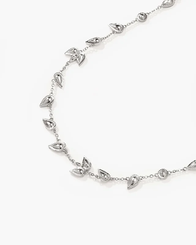 Catena a petali in argento