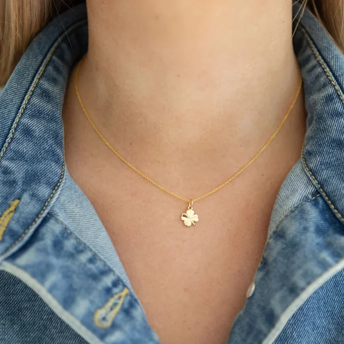 Clover Pendant Necklace