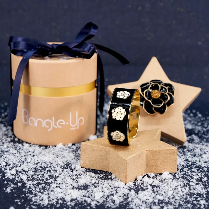 Coffret Mini Pendentif et Jonc Peony – Noir Carbon