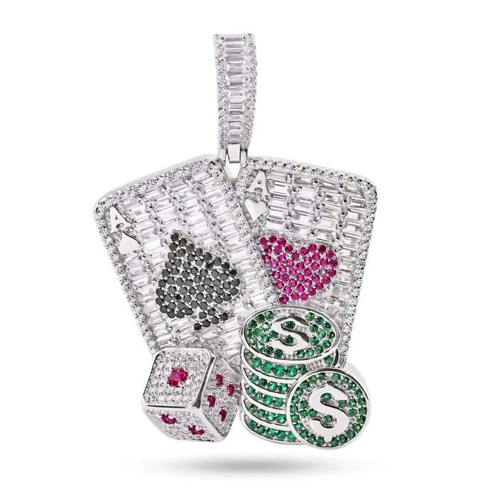 Colgante de plata de ley 925 rodiada con cartas, dados y fichas, con circonitas verdes, rojas y negras, baguette transparente – SLP00409