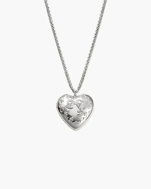 Collana con Medaglione Apribile Delicato