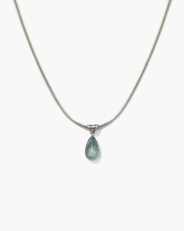 Collana Waterdrop in blu marino