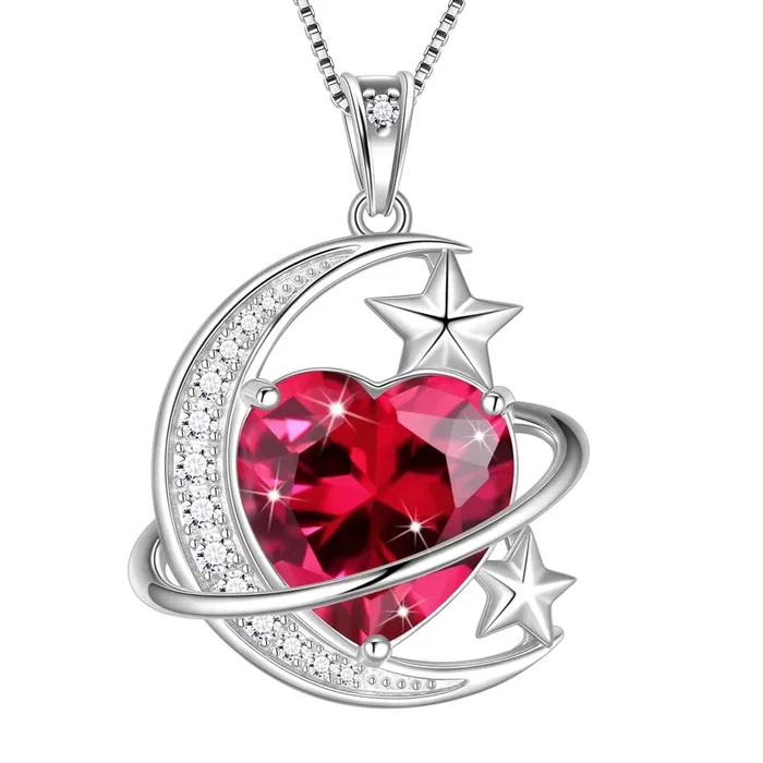 Collier Lune et Étoile 13 mm pour femme, pendentif cœur en argent sterling 925 avec rubis rouge, pierre de naissance de juillet. Bijou céleste, cadeau idéal pour Noël, un anniversaire ou la Saint-Valentin pour elle/épouse/mère.