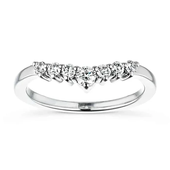 Cordelia 1/5 ctw Round Lab Grown Diamond Graduated Curved Band