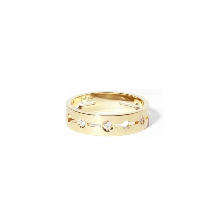 dinh Van Pulse small ring in yellow gold and diamonds | LEPAGE