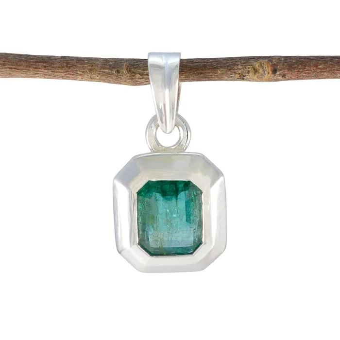 Emerald Dainty Egyptian 92.5 Silver Solitaire Zoey propsel Green Pendant Jewellery