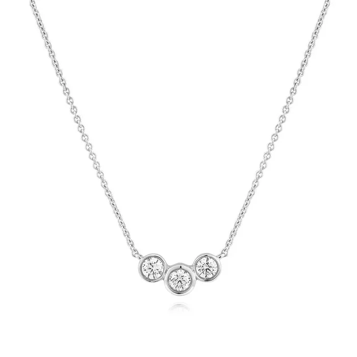Flawless Cut 9ct White Gold Diamond Pendant With Three Diamonds (TW=15pt)