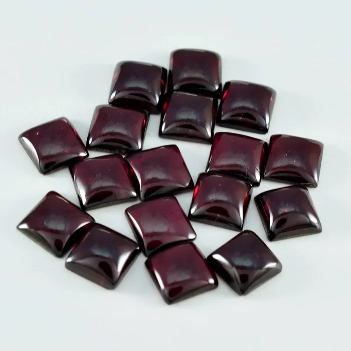 Garnet 10PC Tiny 5×5 MM Square Cabochon Red Sparkling semi Precious Gems