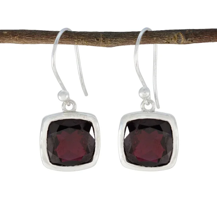 Garnet German Mila Solitaire Dangle Red 925 Silver Earring
