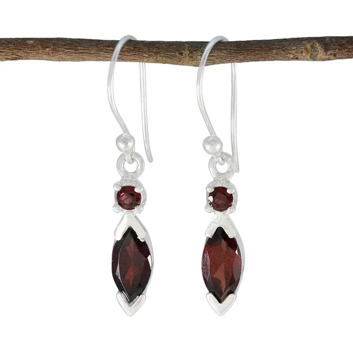 Garnet Latin American Marie Toi et Moi Dangle Red Silver Earring