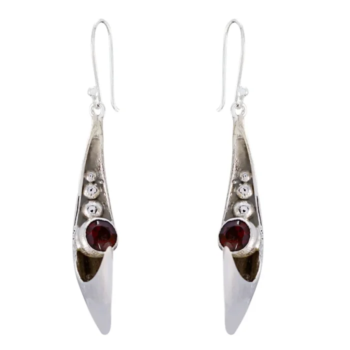 Garnet Moroccan Laura Solitaire Dangle Red Silver Earring