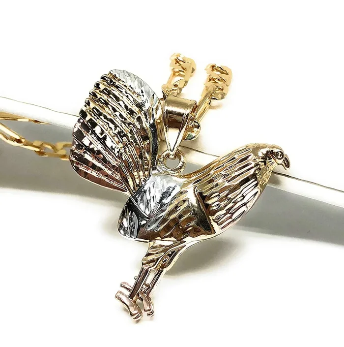 Gold Plated Tri-Color Chicken Rooster Pendant Necklace Figaro 26″ Gallo Medalla Oro Laminado