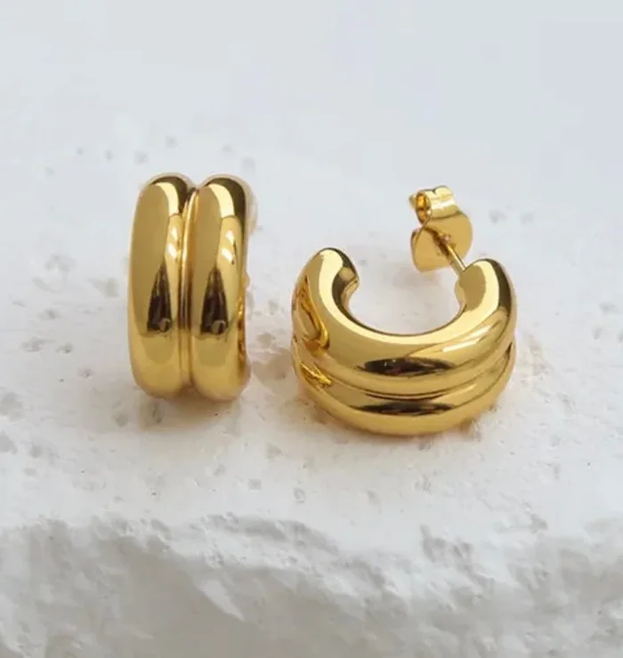 Golden Curve Huggies