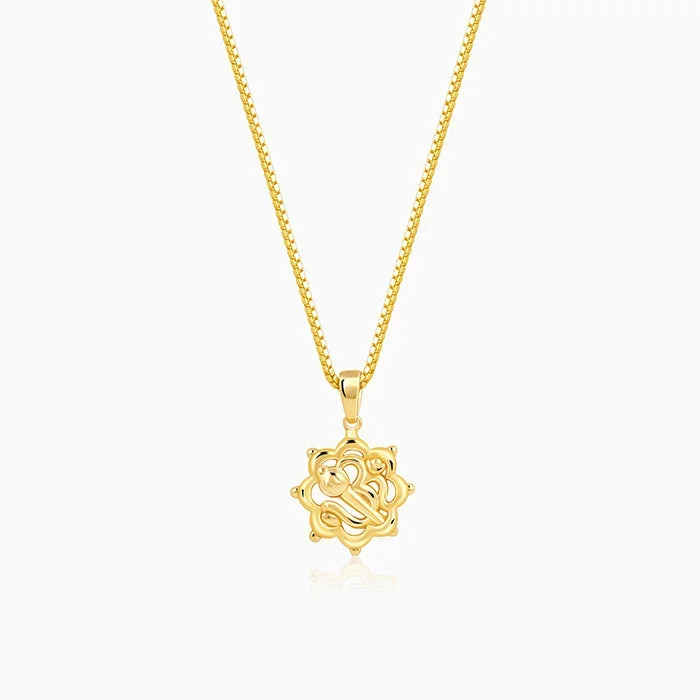 Golden Hanuman Gada Pendant With Box Chain