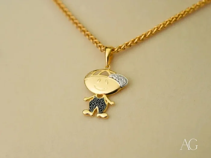 Golden Son Pendant – A Unique Touch of Elegance