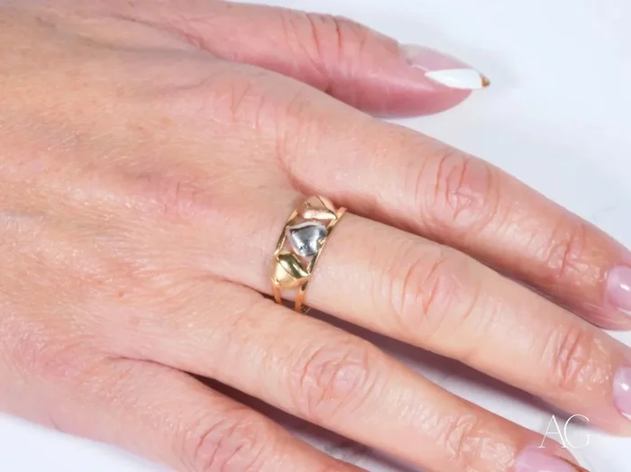 Golden Trio: 18k 3-Tone 3 Hearts Ring