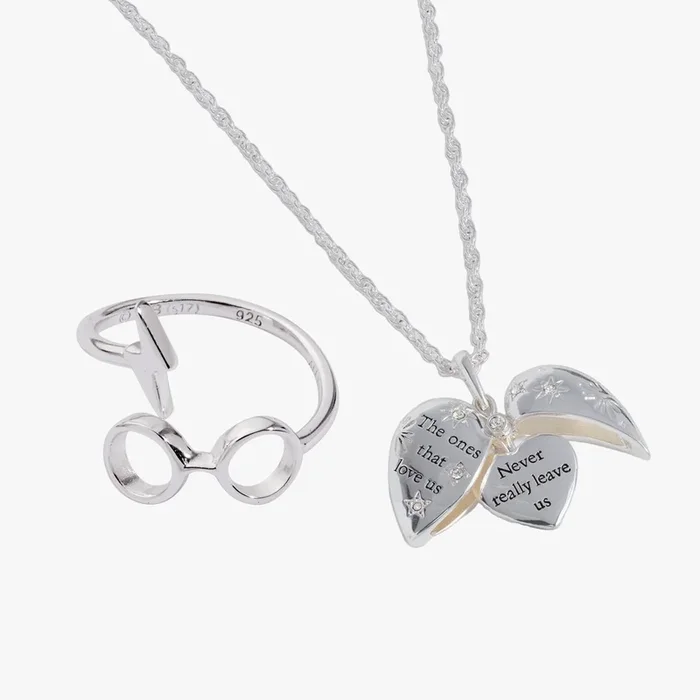 Harry Potter™ A Sentimental Christmas Bundle