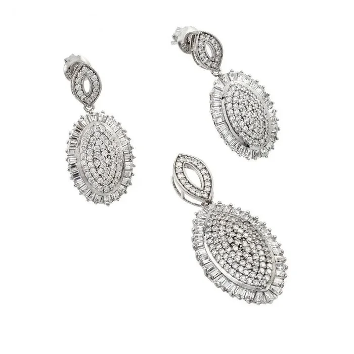 Juego de aretes colgantes y collar colgante con circonita ovalada y micropavé transparente chapado en rodio de plata 925 – GMS00010