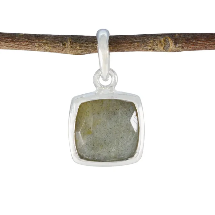 Labradorite Dainty Spanish 92.5 Silver Solitaire Nora valentine Gray Pendant Jewellery