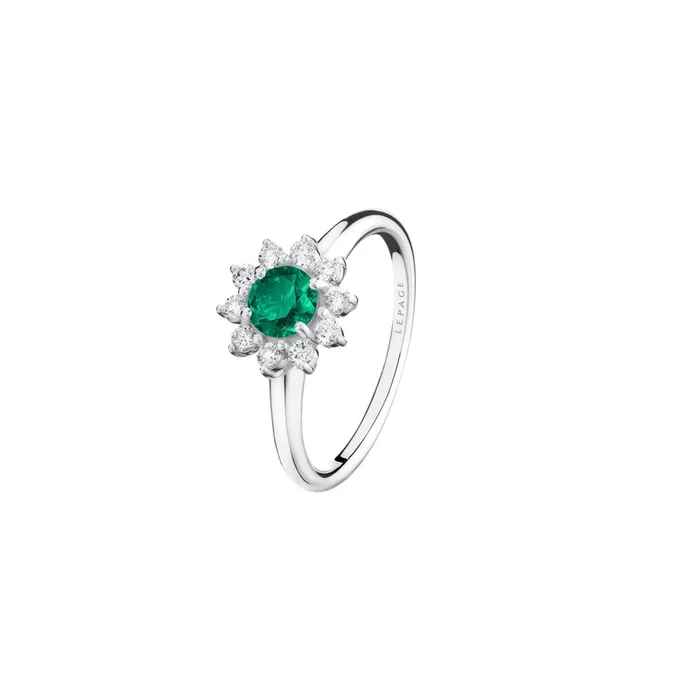 Marguerite ring in white gold, emerald and diamonds | LEPAGE