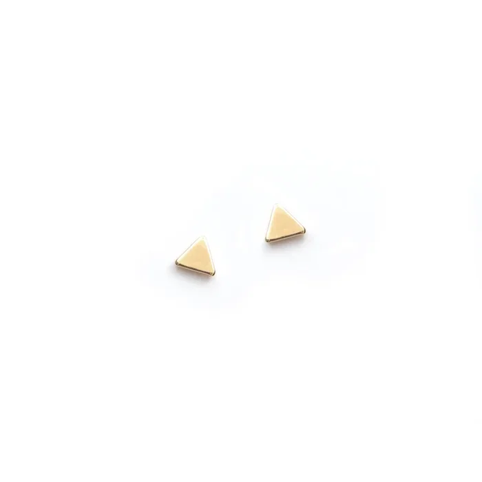 Mini stud earrings – Triangle