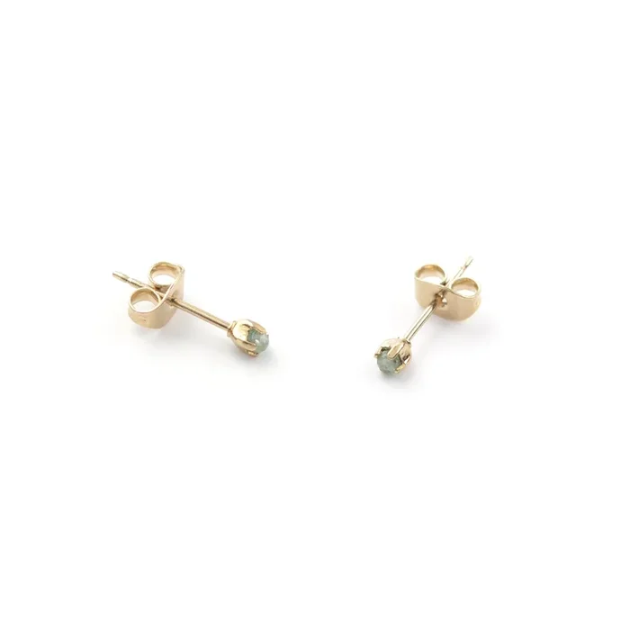 Mini stud earrings – Vega