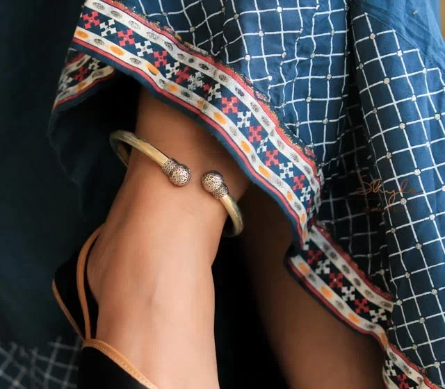 Mizoya Intricate Ball Matte Ankle Kada