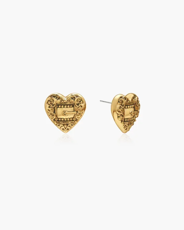 Pendientes de botón con corazón y cinturón