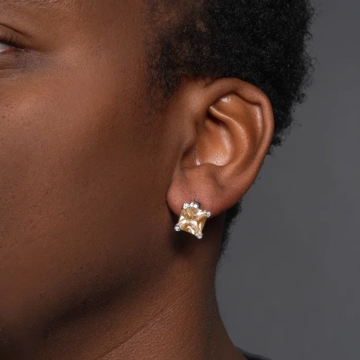 Pendientes de plata 925 chapados en rodio con circonita cúbica color champán – STE00634CH