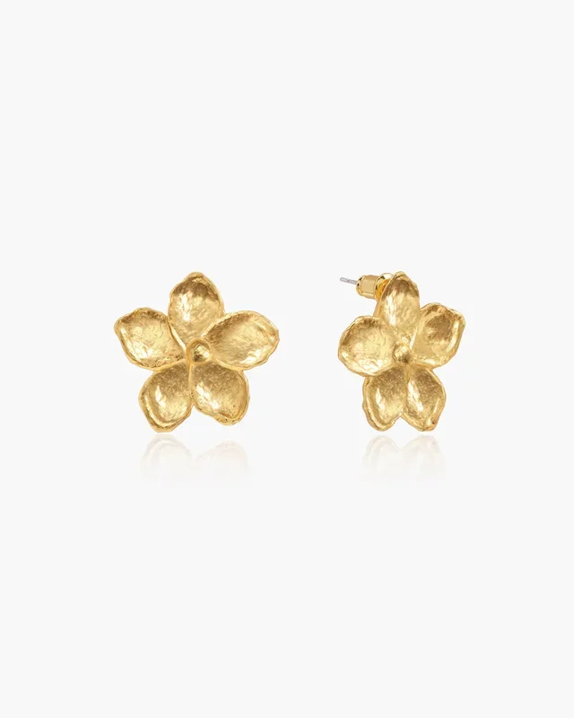Pendientes florales texturizados dorados
