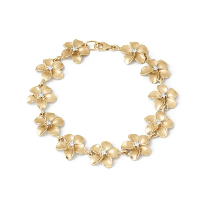 Plumeria Bracelet in Gold with Diamonds – 13mm