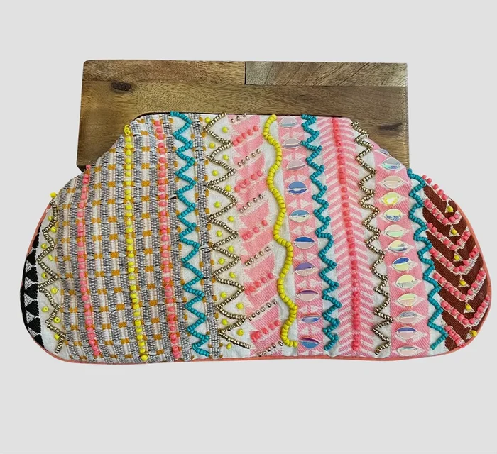 Pre-Sale Good Vibrations Clutch (shipping 1/15)