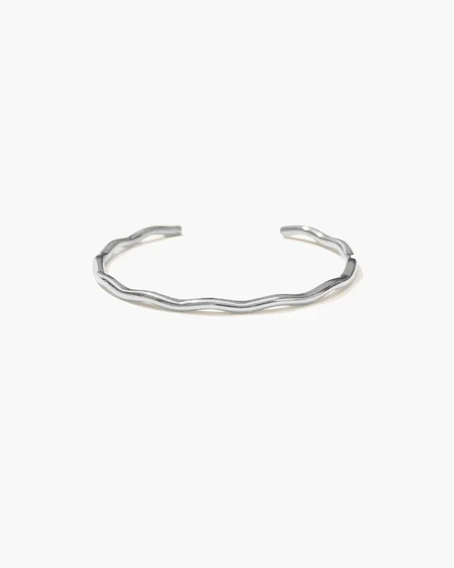 Pulsera de ola plateada