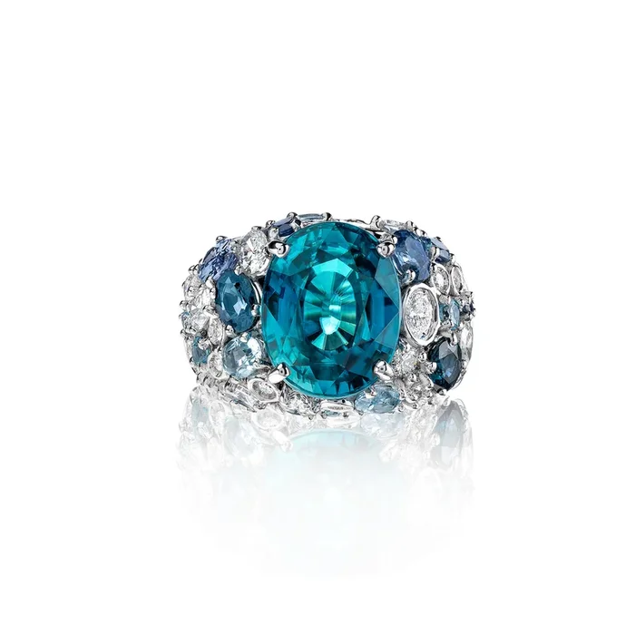 Ring L’Envoutante blue zircon / Lepage
