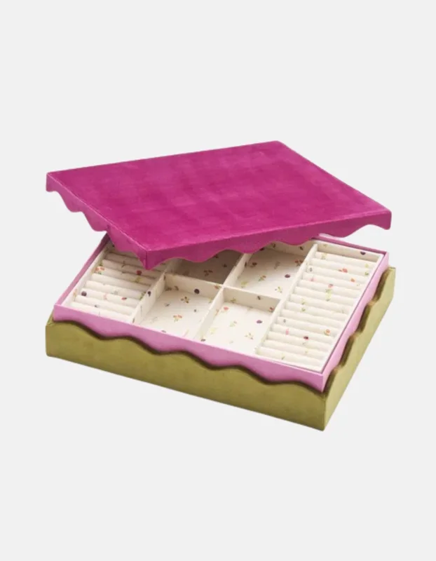Scalloped Floret Jewelry Box