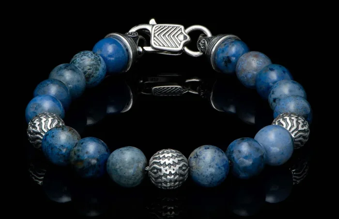 Seaside – Dumortierite, Beaded bracelet with sculpted sterling silver and dumortierite